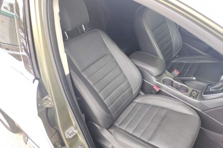 Used Ford Kuga 2015 2.0L GTDi Four-Wheel Drive Prestige Model
