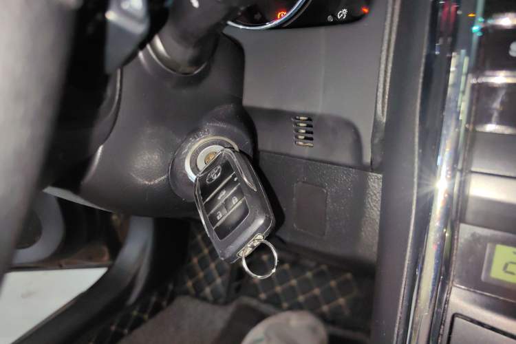 Used Toyota Reiz 2012 2.5V Fengdu Elite Stylish Edition