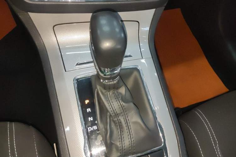 Used Roewe RX5 2020 20T Automatic 4G Connect Excellence Edition