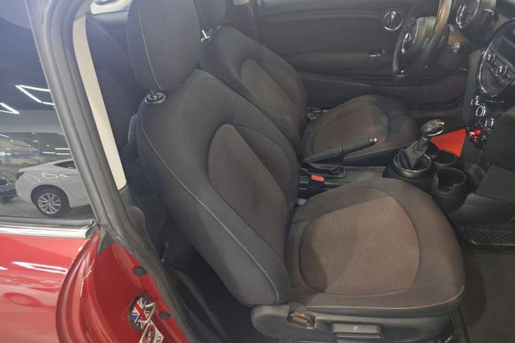 Used  MINI 2014 1.2T ONE+
