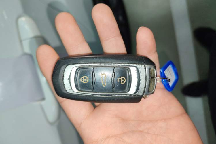 Used Geely Auto Vision X3 2021 PRO 1.5L CVT Deluxe Model
