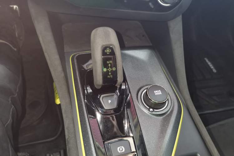 Used Lynk & Co 03 2019 03+ 2.0TD Automatic Wind-Chasing Edition
