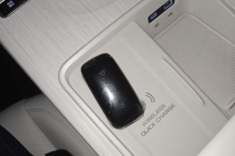 Used  E8 2024 665 km Range Rear-Drive Starship Long-Range Version
