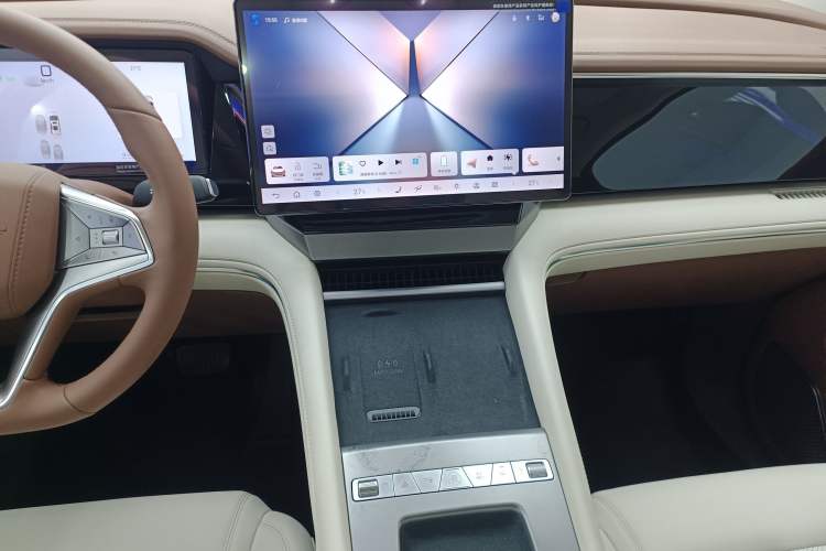 Used BYD Xia 2025 DM-i 1.5T 180km Beyond Edition
