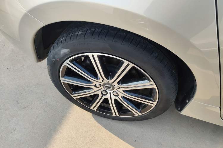 Used Volvo S60 2019 S60L Facelift T5 Smart Luxury Elite Edition