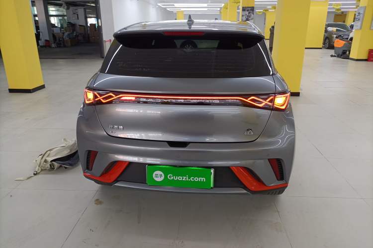 Used BYD Dolphin 2021 405 km Fashion Edition
