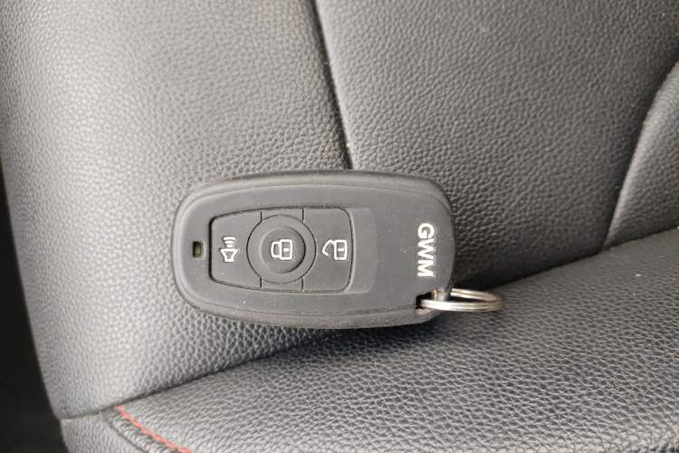 Used Haval H6 2015 Upgraded Model 1.5T Manual Two-Wheel Drive Elite Version