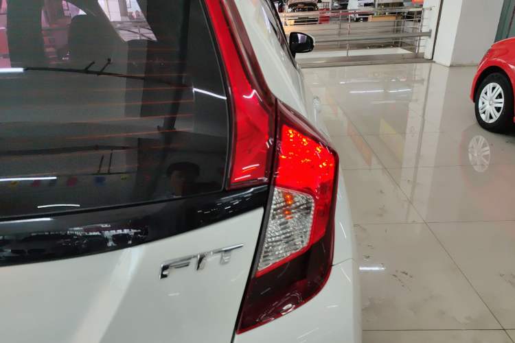 Used Honda Fit 2018 1.5L CVT Comfort Version