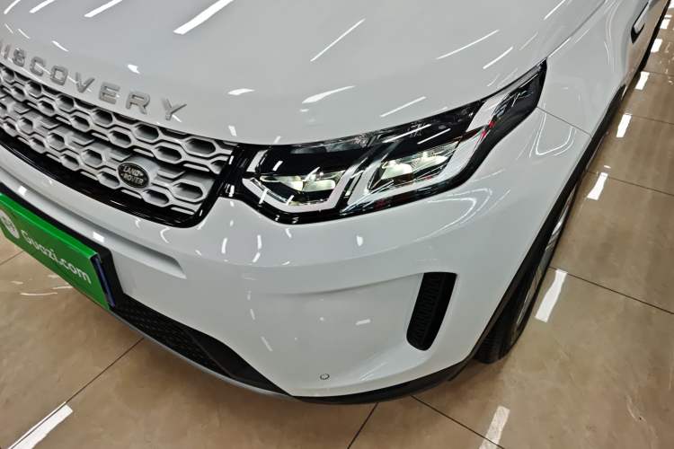Used Land Rover Discovery Sport 2020 200 PS Family Edition
