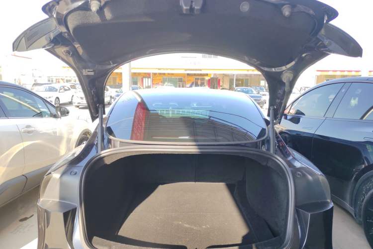 Used Tesla Model 3 2023 Rear-Wheel-Drive Version
