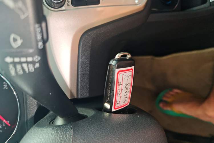 Used Volkswagen Gran Lavida 2015 230TSI DSG Comfort Edition
