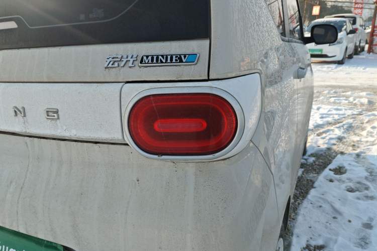 Used Wuling Hongguang MINIEV 2024 3rd Generation 215km Youth Edition