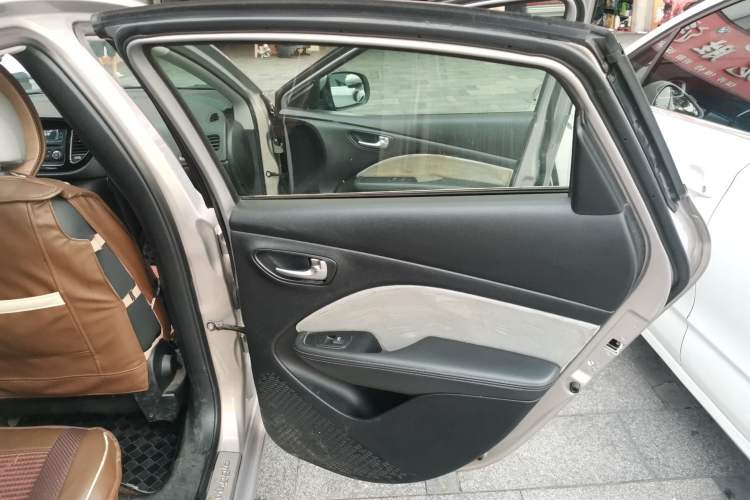 Used Fiat Viaggio 2015 1.4T Manual Enjoyment Edition
