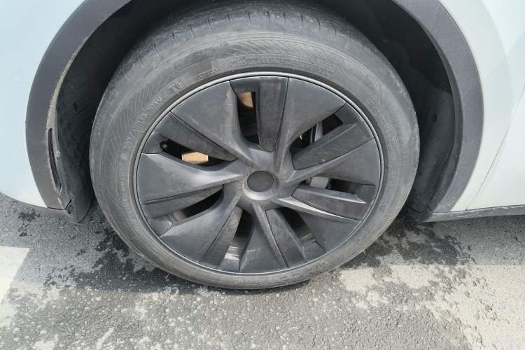 Used Tesla Model Y 2023 Rear-Wheel-Drive Version