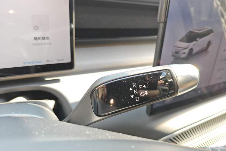 Used XPeng X9 2024 702 Ultra-Long Range Max