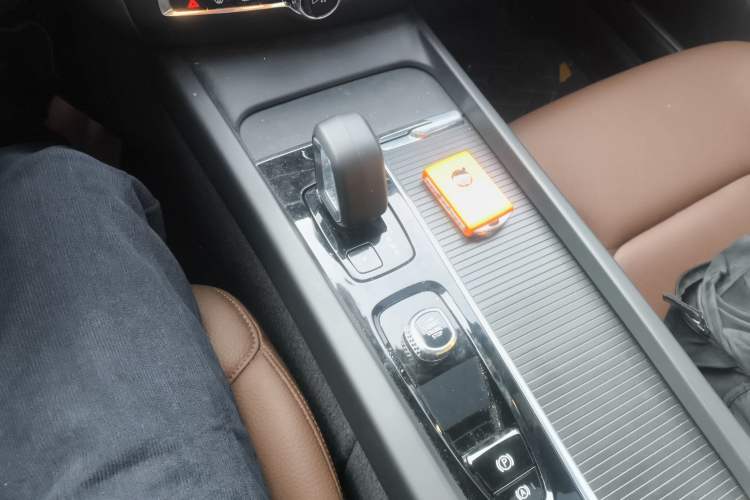 Used Volvo S60 2025 B4 Zhiyi Luxury Edition
