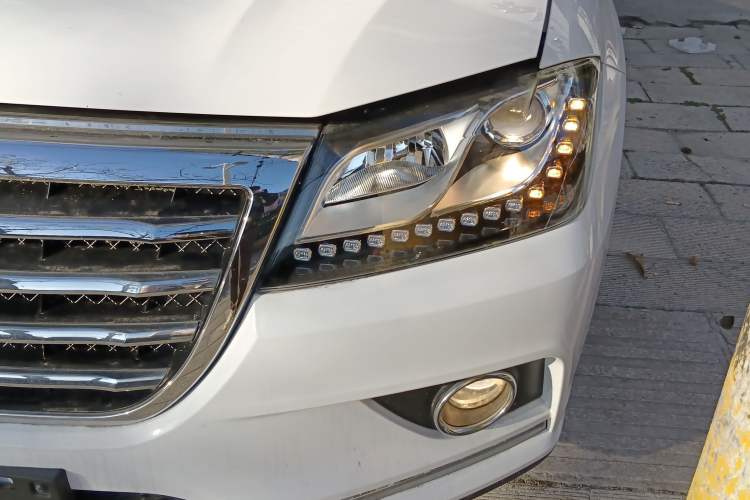 Used Haval H2 2016 Red-Label 1.5T Automatic Two-Wheel Drive Luxury Model
