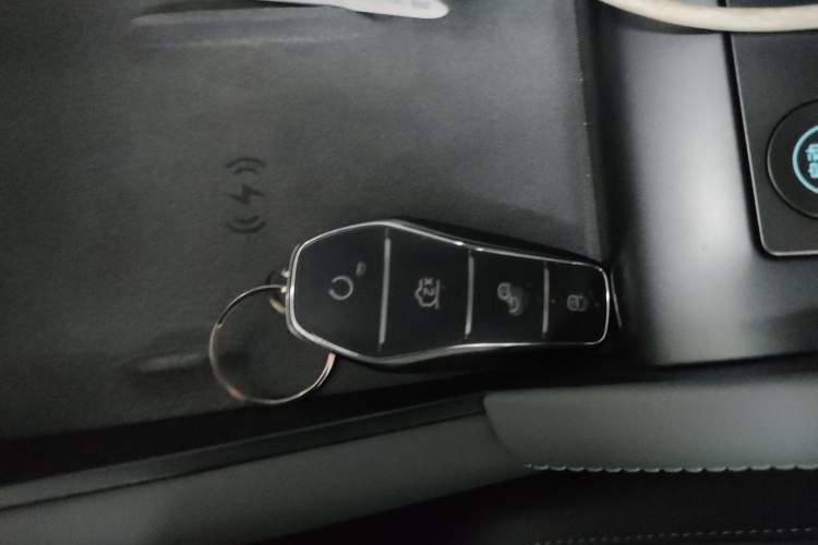 Used BYD Qin L 2025 DM-i Smart Drive 120KM Superior Model
