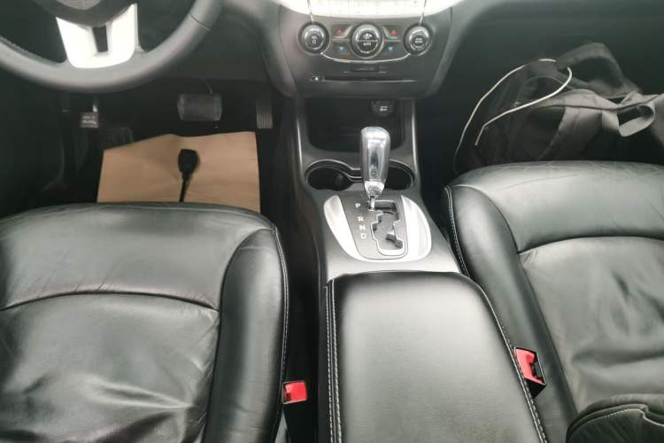 Used Dodge Journey 2015 2.0TD Four-Wheel Drive Luxury Edition
