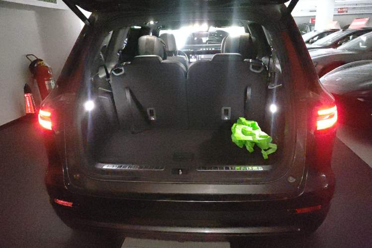 Used Li Auto ONE 2020 Extended-Range 6-Seater Version
