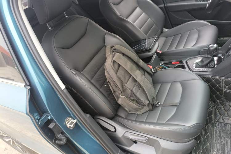 Used Volkswagen Tharu 2019 280TSI Two-Wheel Drive Flagship Version China VI Standard
