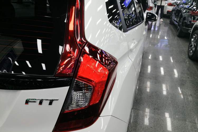 Used Honda Fit 2018 1.5L CVT Comfort Version
