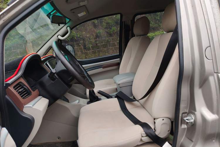 Used FORTHING Lingzhi 2019 M5 1.6L 7-Seater Exclusive Model China VI Standard