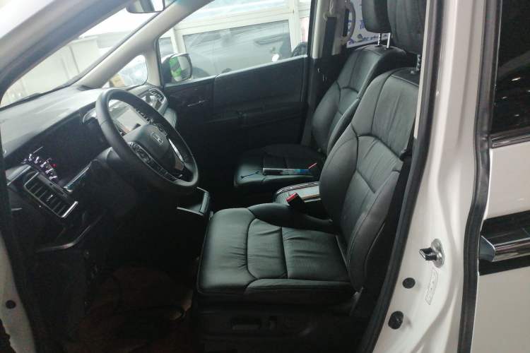 Used Honda Elysion 2016 2.4L Style Edition