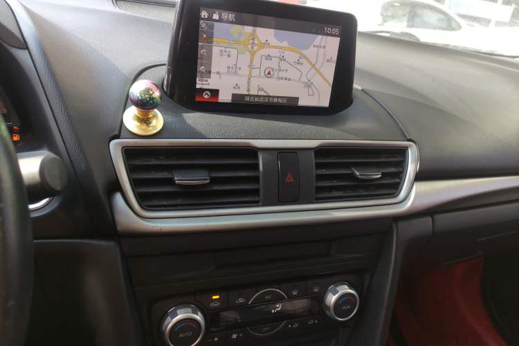 Used Mazda Mazda 3 Axela 2017 Sedan 1.5L Automatic Luxury Model Emission Standard China V
