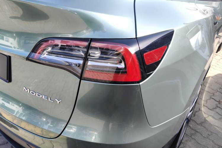 Used Tesla Model Y 2022 Rear-Wheel-Drive Version
