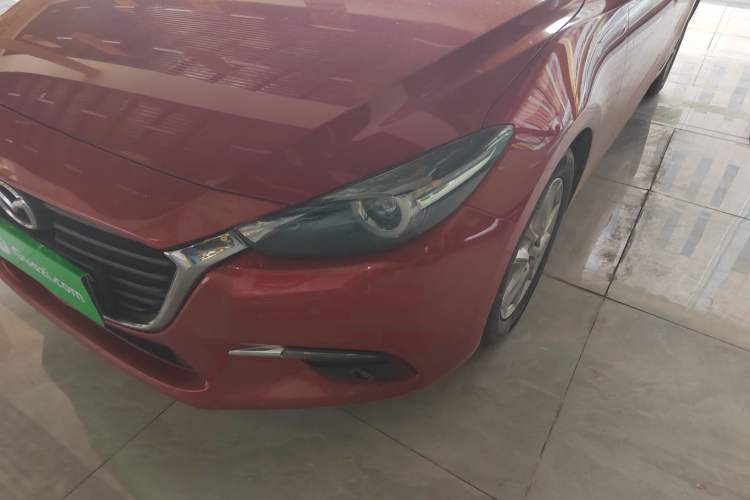 Used Mazda Mazda 3 Axela 2017 Sedan 1.5L Automatic Luxury Model China VI Standard