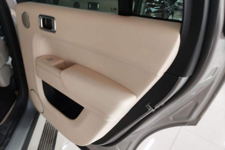 Used Li Auto L9 2022 Max model
