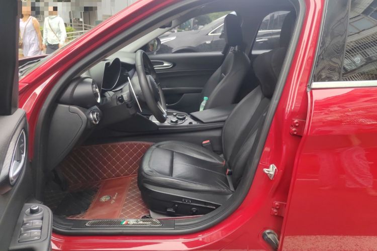 Used Alfa Romeo Giulia 2017 2.0T 280HP Luxury Edition