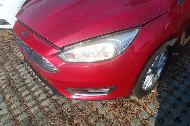 Used Ford Focus 2015 Sedan 1.6L Automatic Trend Model
