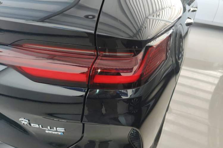 Used BYD Song PLUS New Energy 2025 EV Intelligent Driving Version 520km Premium Model
