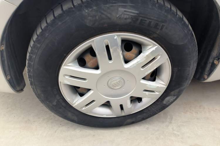 Used Buick Excelle 2013 1.5L Automatic Classic Model
