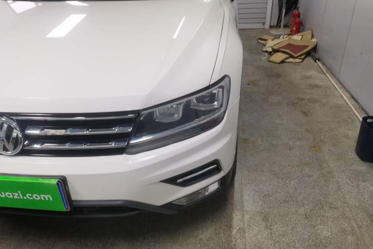 Used Volkswagen Tiguan L 2019 330TSI Automatic Two-Wheel Drive Smart Luxury Version China VI Standard
