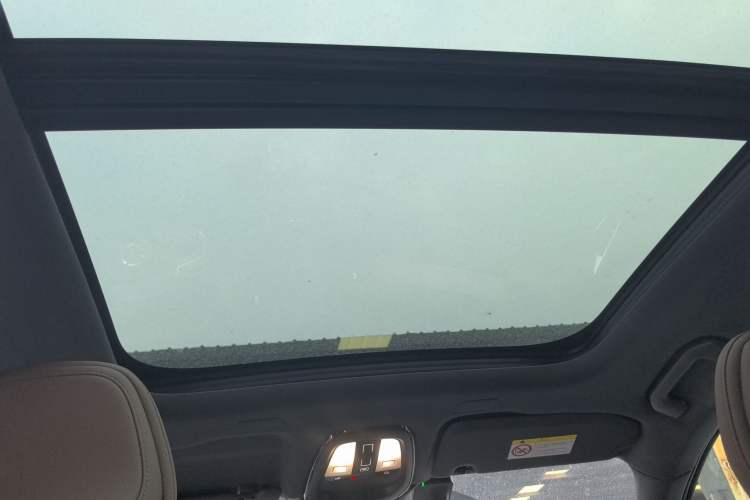 Used Volvo XC60 New Energy 2025 Plug-in Hybrid Long-Range All-Wheel Drive Smart & Luxurious Edition
