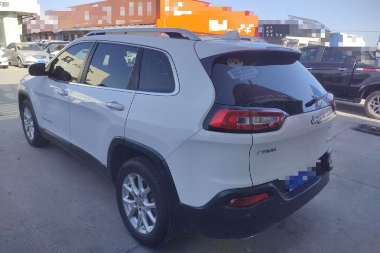 Used  Cherokee 2016 2.4L Leading Edition
