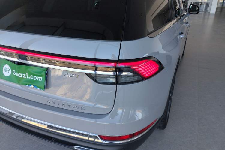 Used Lincoln Aviator 2024 3.0T V6 All-Wheel-Drive Luxury Edition Six Seats
