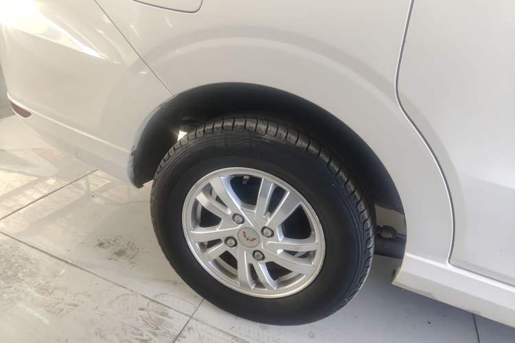 Used Wuling Hongguang 2019 1.5L S Standard Version China VI LAR
