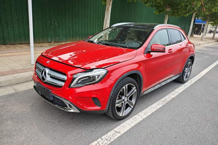 Used Mercedes-Benz GLA 2015 GLA 220 4MATIC Luxury Model
