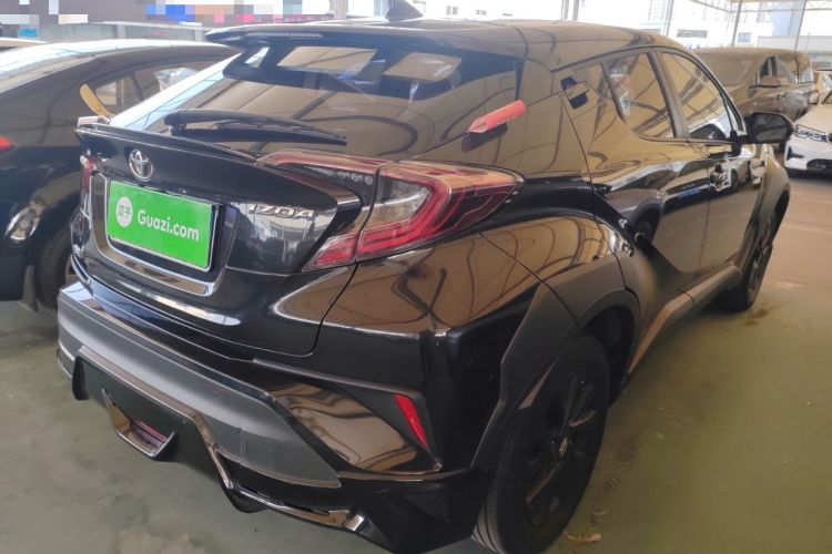 Used Toyota IZOA 2021 2.0L Yichi SPORT
