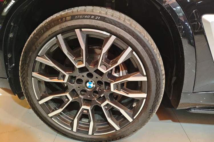 Used BMW X5 2023 xDrive 40Li M Sport Package
