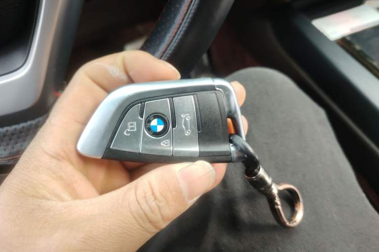 Used BMW X5 2018 xDrive28i
