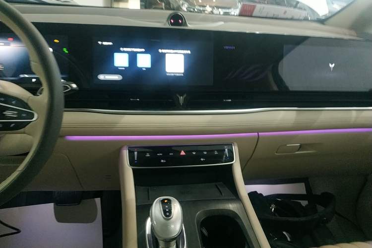 Used VOYAH Dream 2022 Low-Carbon Edition Dream+ Smart Enjoyment Package