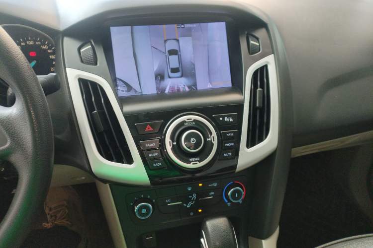 Used Ford Focus 2015 Sedan 1.6L Automatic Comfort Model
