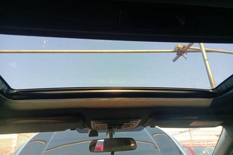 Used Honda Civic 2021 HATCHBACK 220TURBO CVT Trendy Cool Edition
