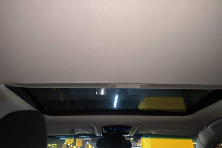 Used Toyota Harrier 2022 2.0L CVT Two-Wheel Drive Entry Version
