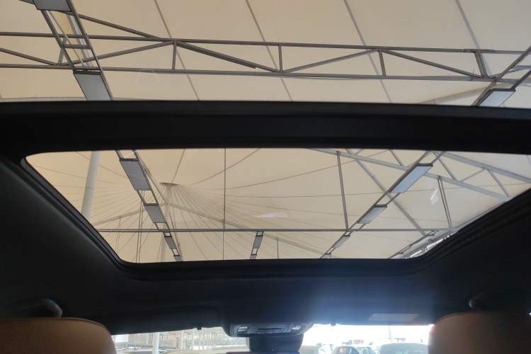 Used Buick Envision 2020 Encore S 652T Two-Wheel Drive Luxury Model